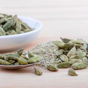 cardamom, seasoning, spoon, shell, white, capsule, wood, cardamom, cardamom, cardamom, cardamom, cardamom